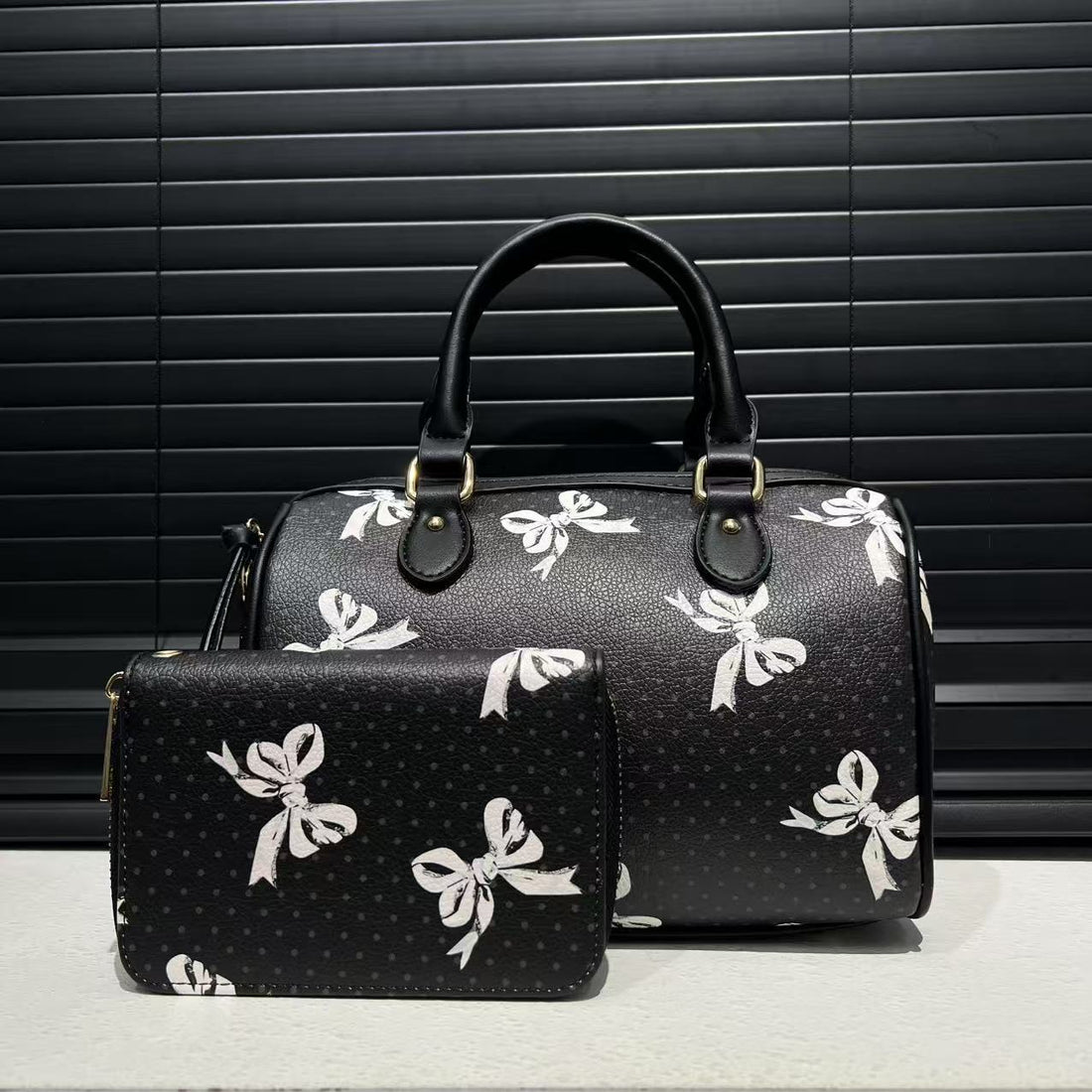 Women’s Soft Leather Handbag – Cute Patchwork, Easy to Match